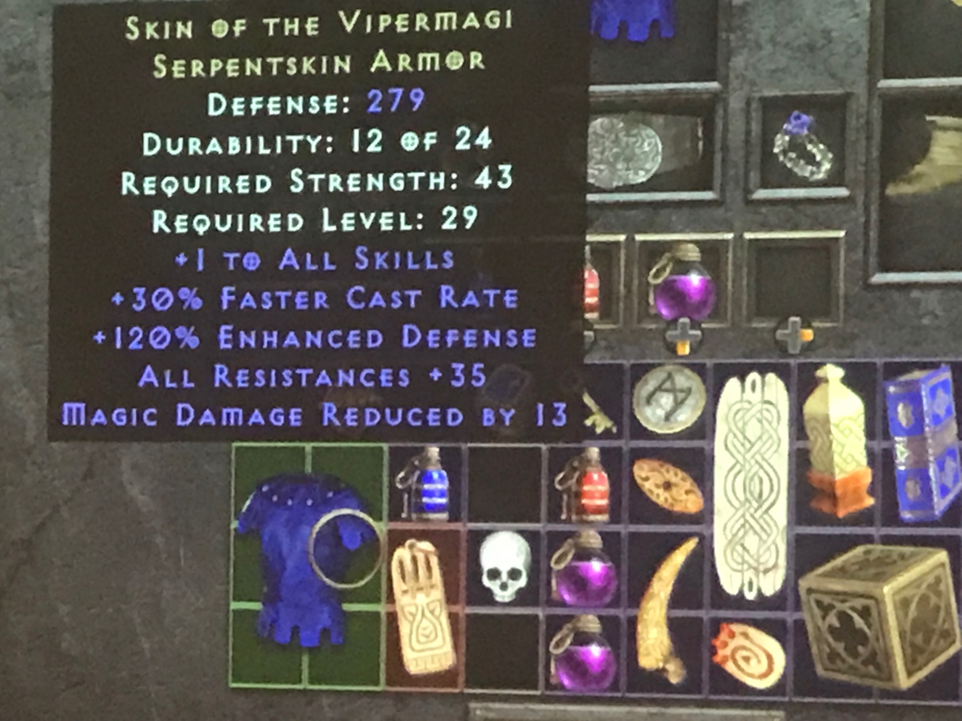 Yes that’s ik belt, along with likely the worst ring any 85+ char is wearing in all of Battle.net..